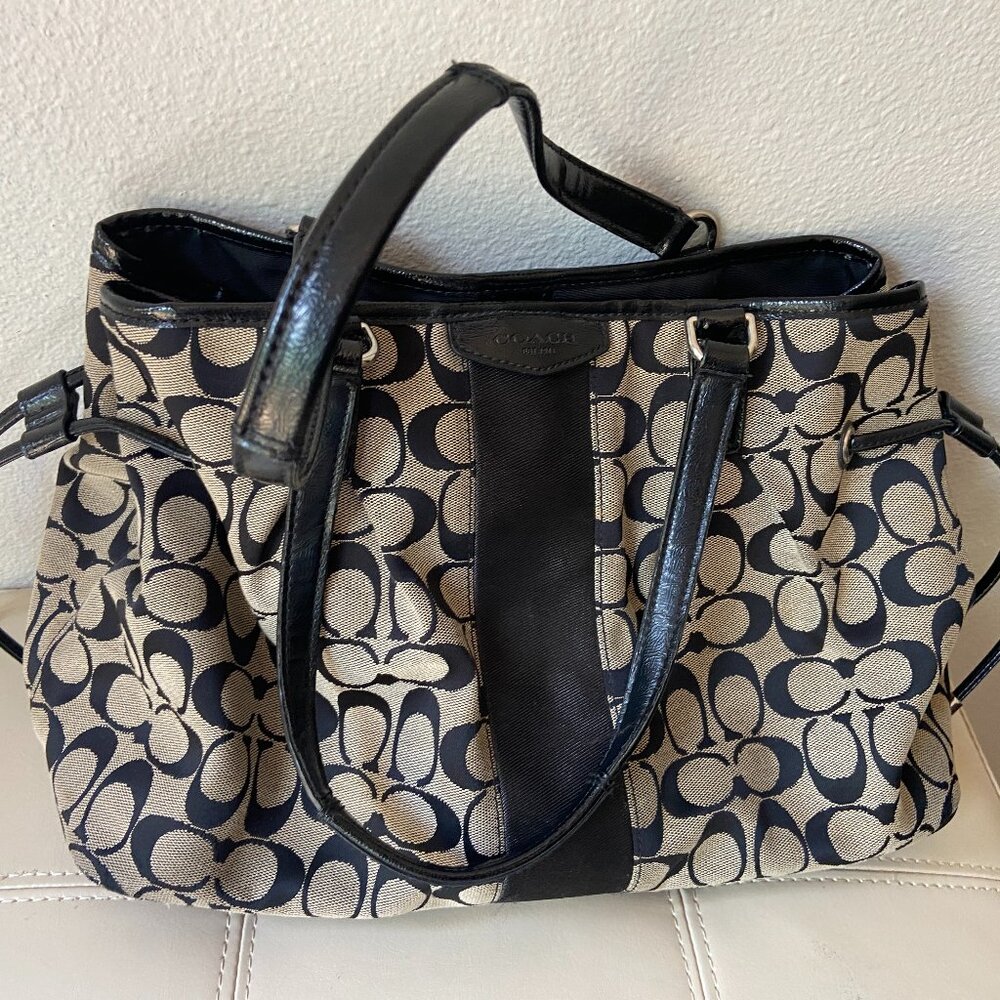 Vintage Coach Signature Handbag, Black & Gray shoulder bag, F28501